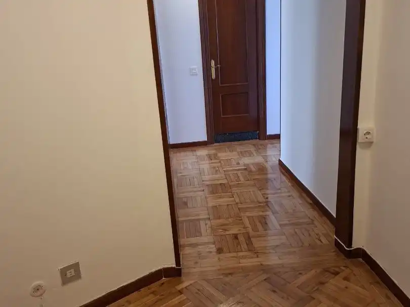 Piso en venta en Gijón  con Calefacción, Parquet y Terraza
