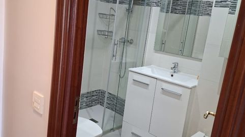 Foto 4 de Piso en venta en Avenida Rufo García Rendueles, 25, La Arena, Gijón