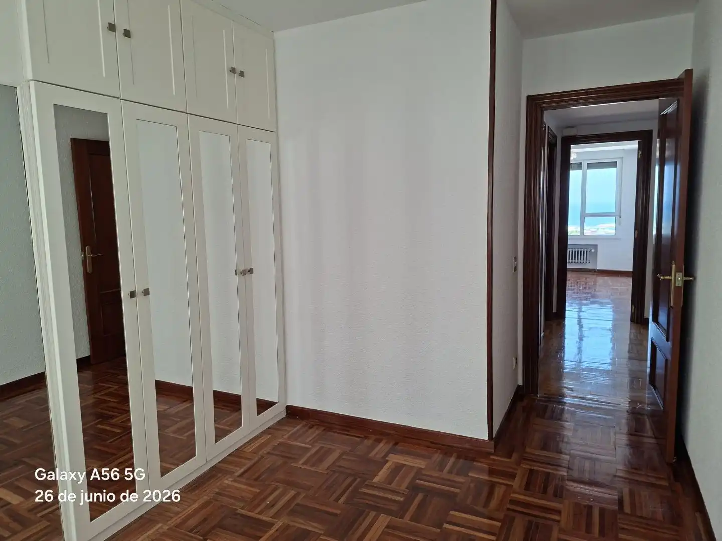 Piso en venta en Gijón  con Calefacción, Parquet y Terraza