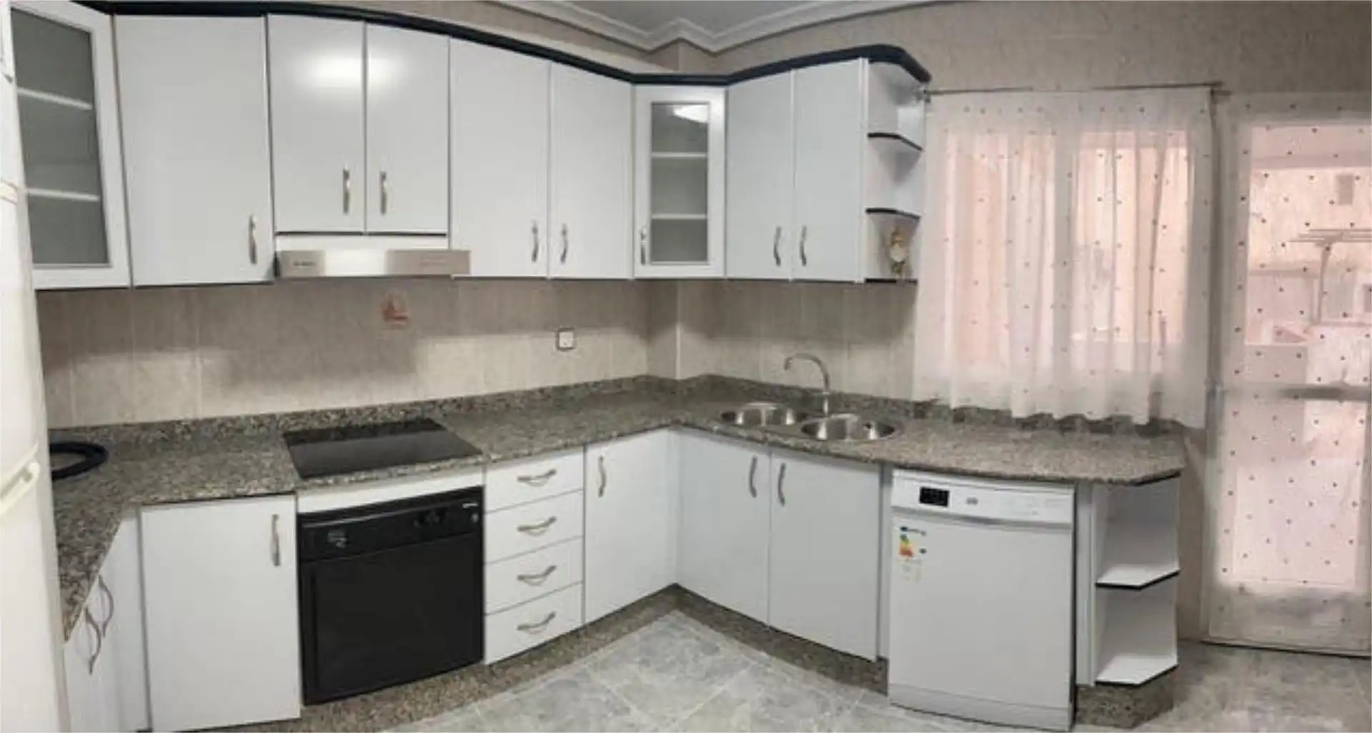 Kitchen of Flat for rent in Caravaca de la Cruz  with Heating, Terrace and Furnished