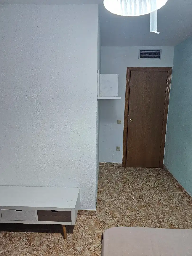 Room in Carretera del Pla, 139, Valls
