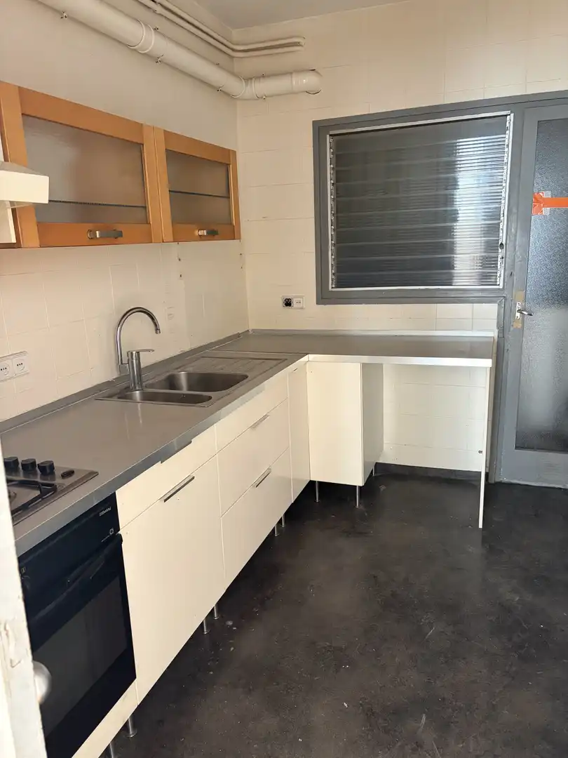 Pis en venda a Carrer de Trafalgar, 26, Sant Pere, Sta. Caterina i la Ribera Cuina de Pis en venda en Barcelona Capital amb Aire condicionat, Terrassa i Balcó
