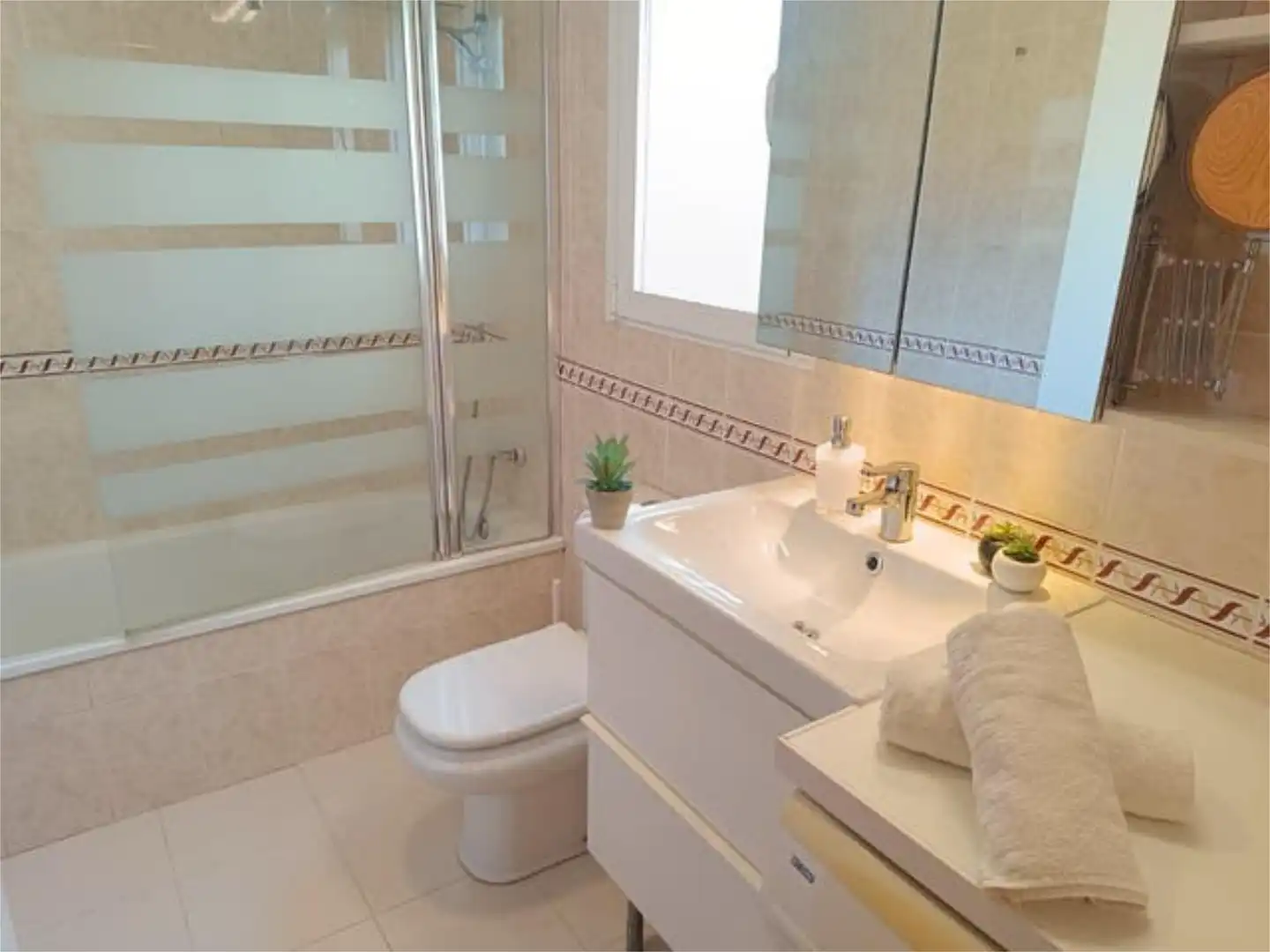 Bathroom of Apartments for rent in La Nucia  with Heating, Terrace and Swimming Pool