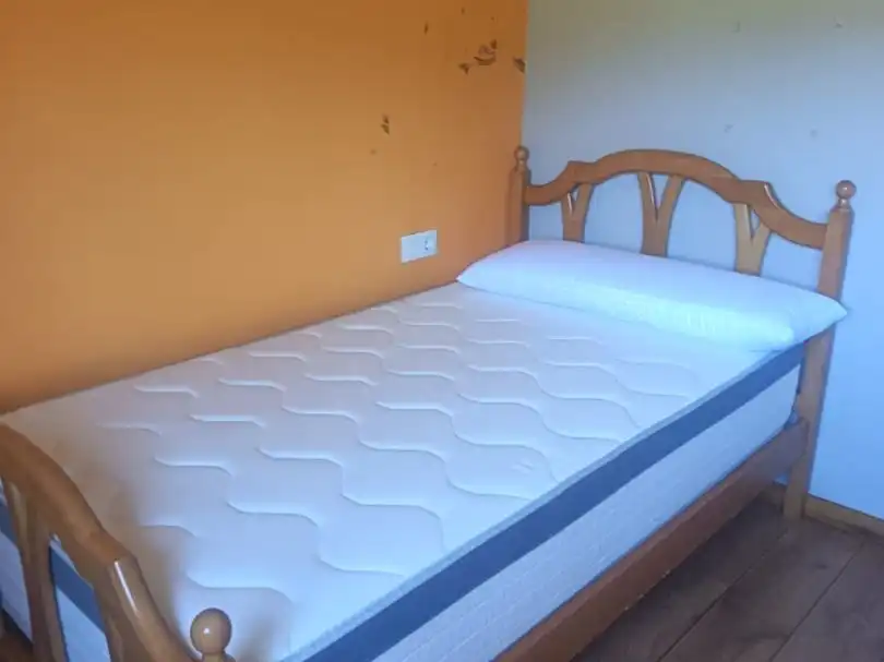 Habitación de Planta baja de alquiler en Leiro con Calefacción, Jardín privado y Trastero