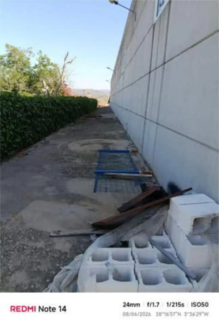Exterior view of Industrial buildings for rent in La Carolina