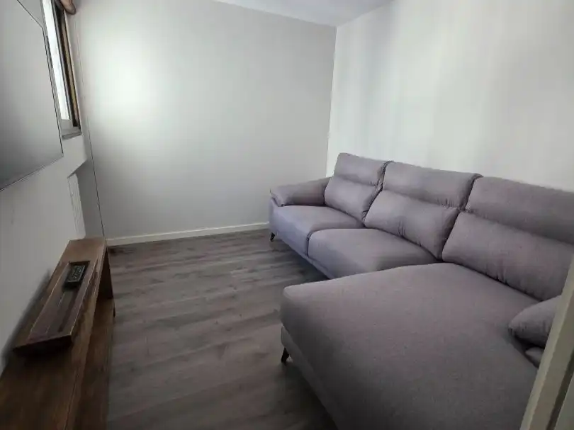 Piso de alquiler en Calle González Besada, 23, Auditorio - Seminario - Parque de Invierno Sala de estar de Piso de alquiler en Oviedo con Calefacción, Amueblado y Videoportero
