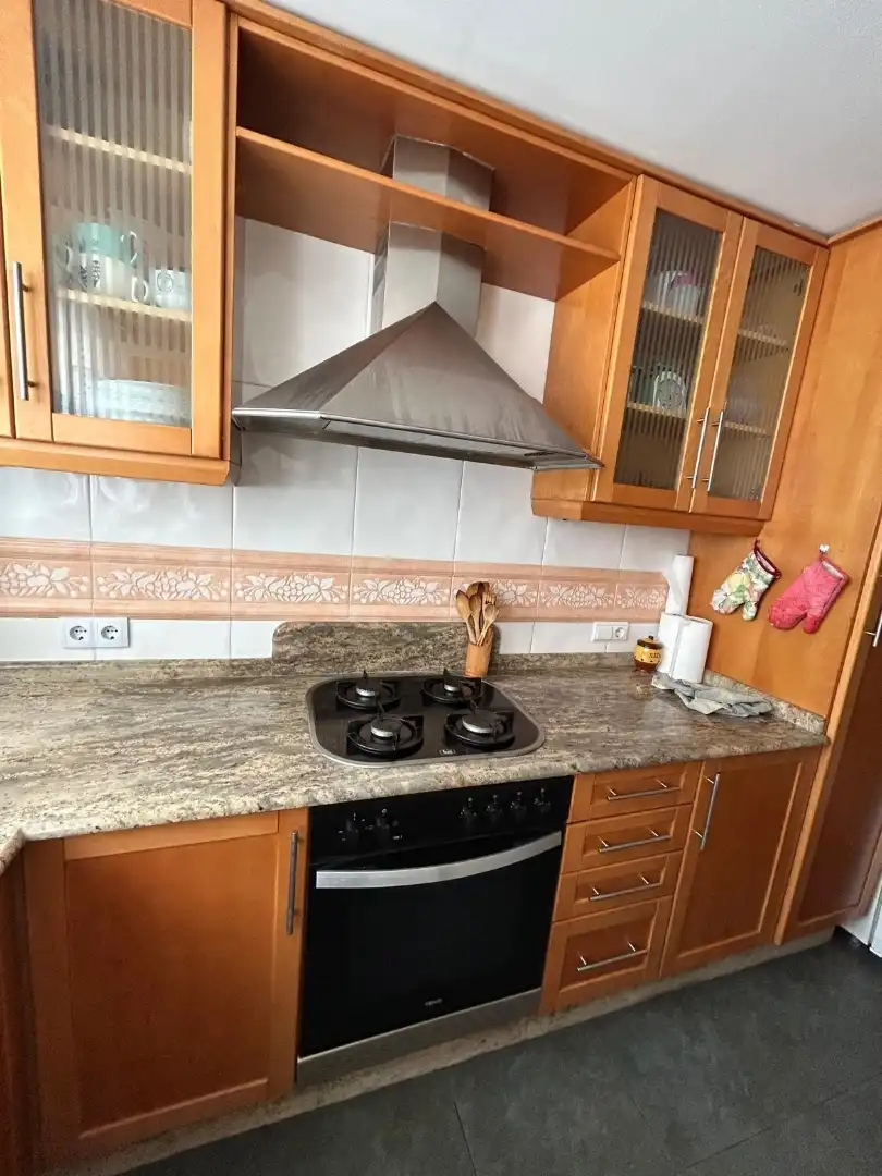 Cocina de Piso para compartir en Valencia con Aire acondicionado, Amueblado y Horno