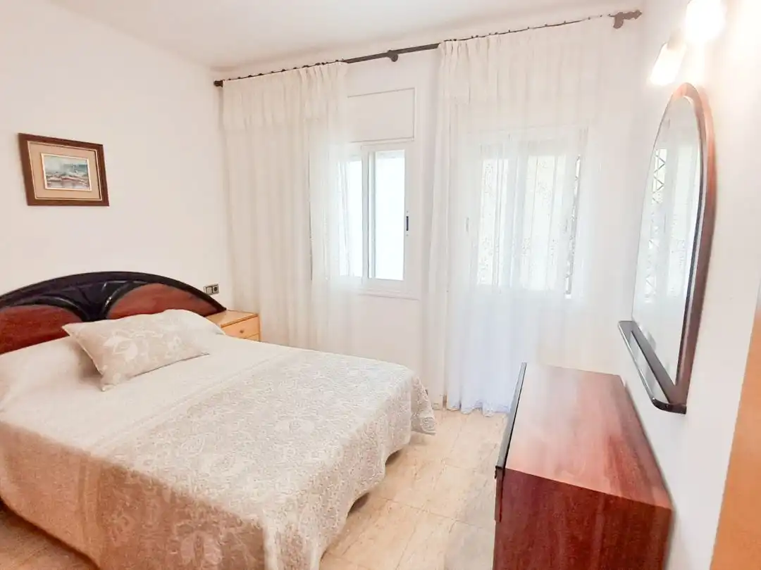 Wohnung zum Verkauf in Carrer Santa Victoria, 7, Centre Schlafzimmer von Wohnung zum Verkauf in Sant Pol de Mar mit Terrasse und Schwimmbad