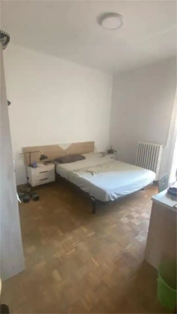 Habitación de Piso de alquiler en Lleida con Calefacción, Terraza y Trastero