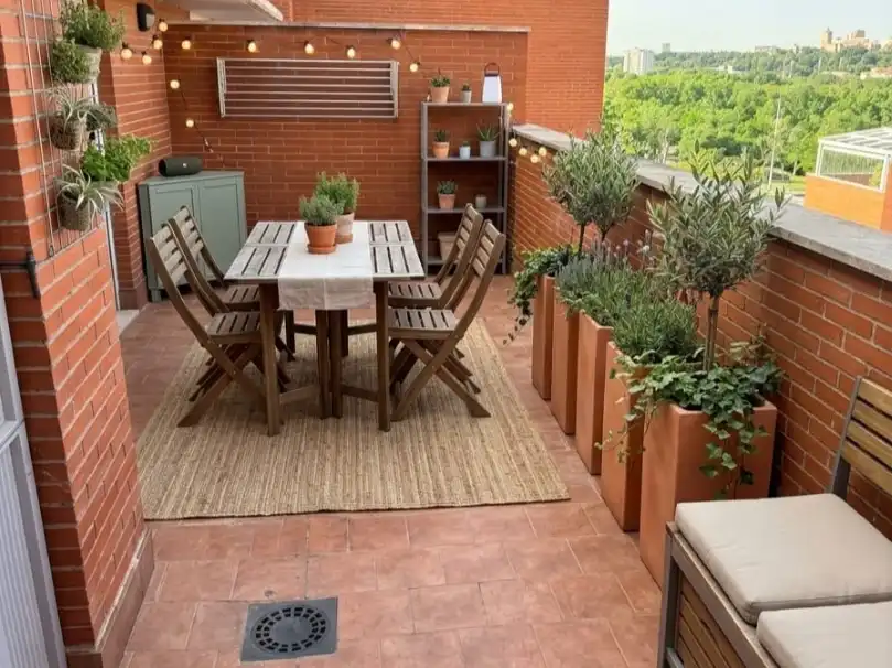 Terraza de Ático de alquiler en Madrid con Aire acondicionado, Calefacción y Parquet