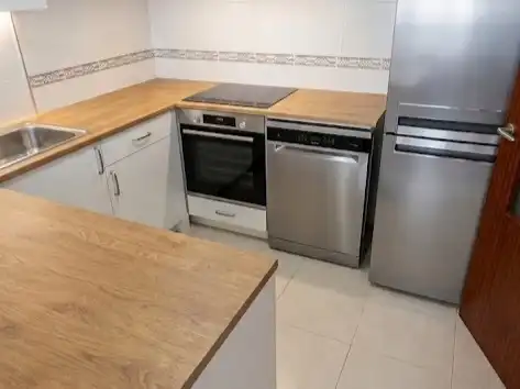 Room in Rúa Emilia Pardo Bazán, 30, Ensanche Room in Rúa Emilia Pardo Bazán, 30, Ensanche