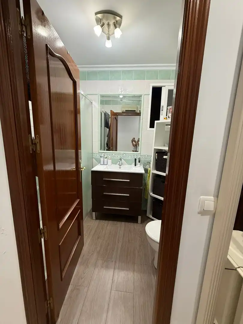 Baño de Piso en venta en Fernán-Núñez