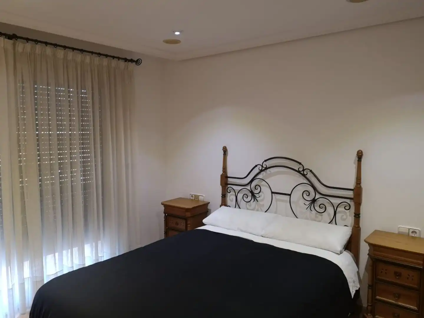 Habitación de Casa adosada de alquiler en San Vicente del Raspeig / Sant Vicent del Raspeig con Aire acondicionado, Calefacción y Jardín privado