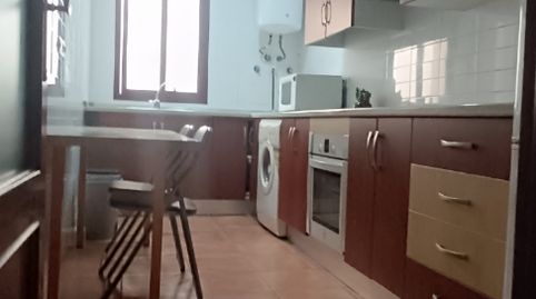 Foto 4 de Piso en venta en Escritor Francisco Rivero, 2, El Junquillo - Vistalegre, Utrera