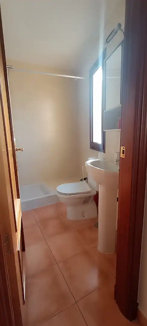 Baño de Piso en venta en Utrera con Aire acondicionado