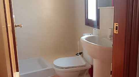 Foto 3 de Piso en venta en Escritor Francisco Rivero, 2, El Junquillo - Vistalegre, Utrera