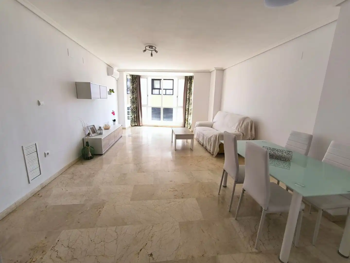 Piso en venta en Avinguda del País Valencià, 4, Almenara Sala de estar de Piso en venta en Almenara con Aire acondicionado y Balcón
