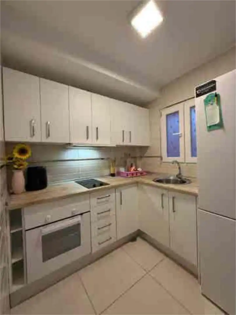 Apartament de lloguer a Centro Cuina de Apartament de lloguer en Ceuta