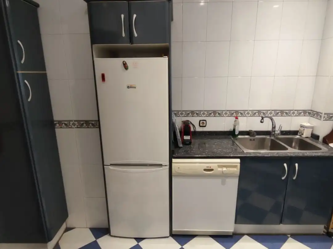 Flat for sale in Calle Menéndez Valdés, 11, Centro Kitchen of Flat for sale in Gijón with Balcony