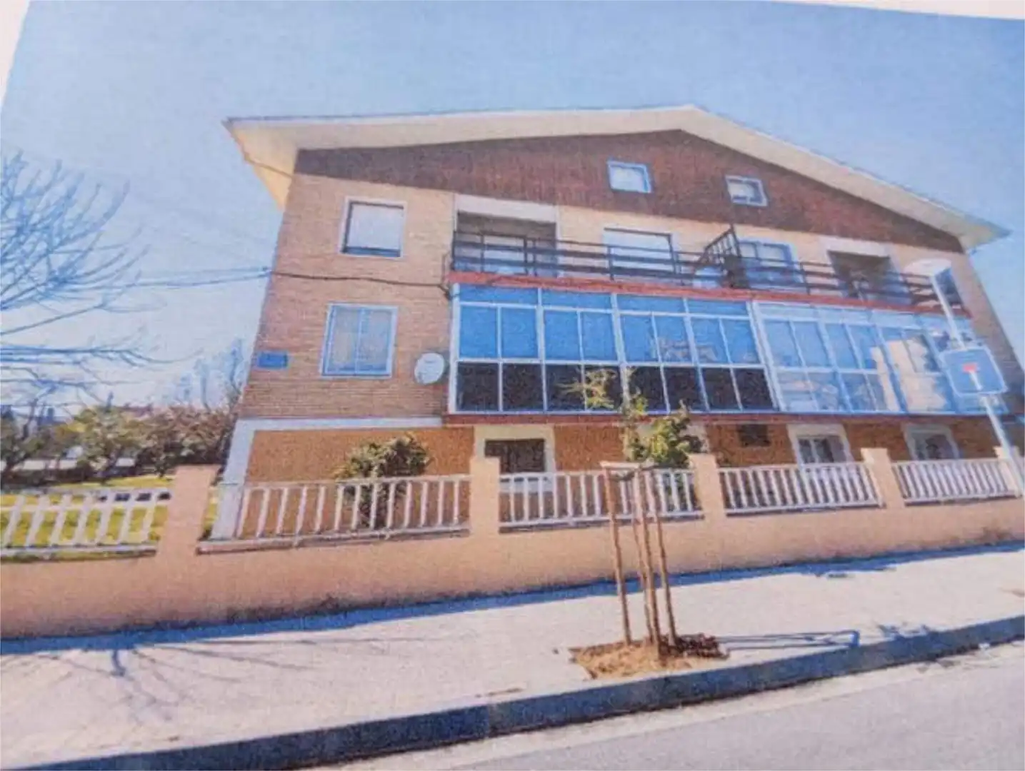 Vista exterior de Loft en venta en Medina de Pomar con Calefacción, Jardín privado y Terraza