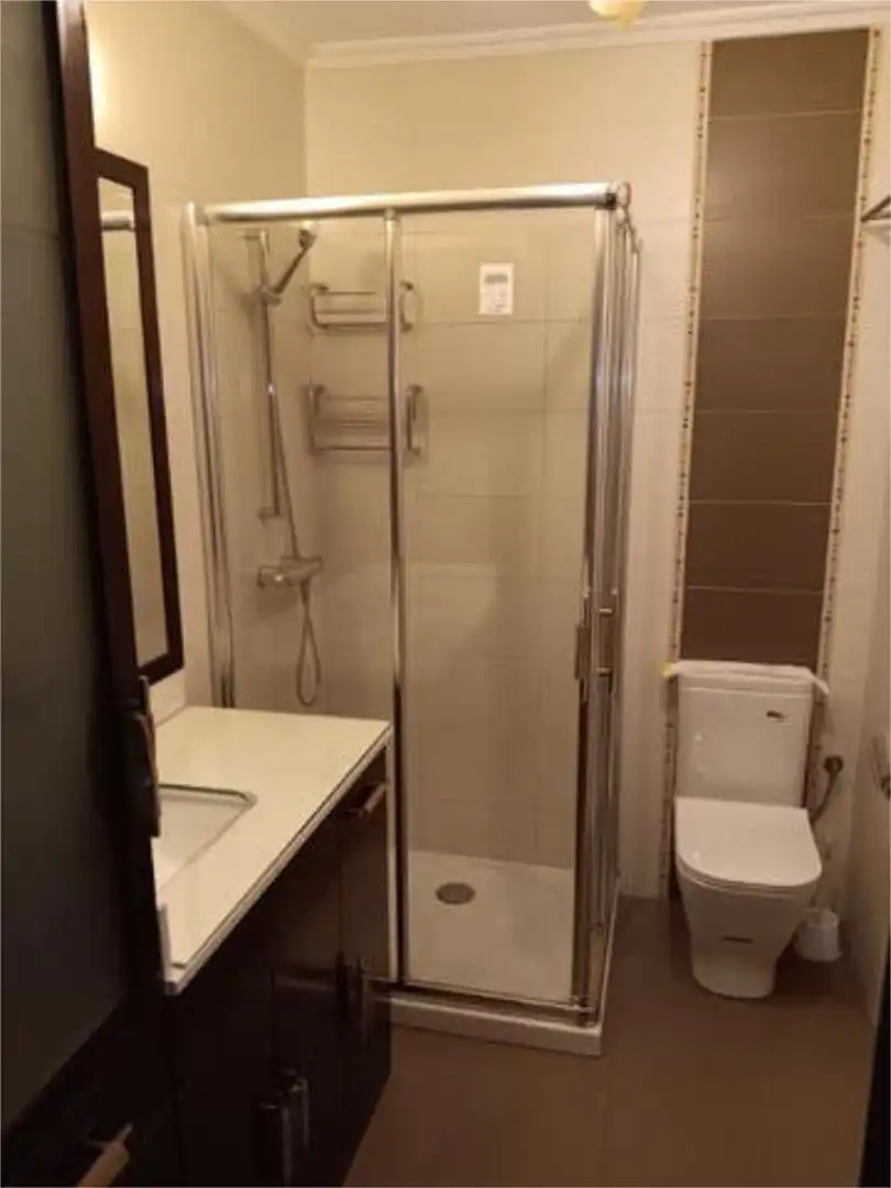 Badezimmer von Wohnung zur Miete in Gernika-Lumo