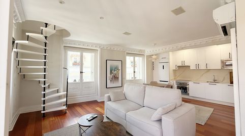 Photo 2 of Duplexes for rent in Calle del Arenal, 19, Sol, Madrid Capital
