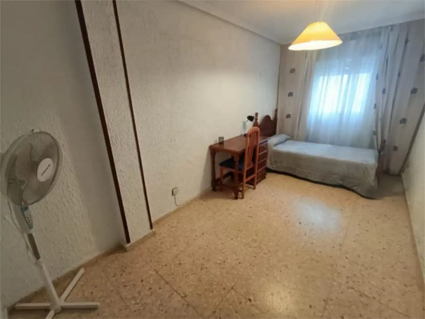 Piso de alquiler en La Estación Habitación de Piso de alquiler en Badajoz