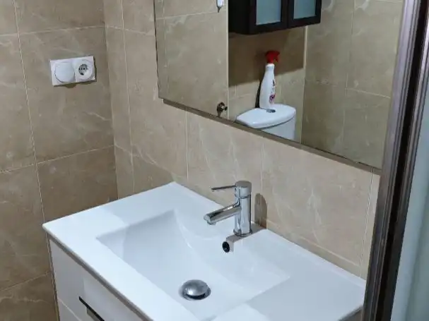 Flat for rent in Calle Almohajar, 5, El Carmen Bathroom of Flat for rent in Murcia with Air Conditioner, Heating and Parquet flooring
