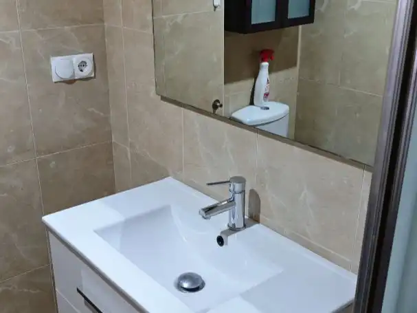 Flat for rent in Calle Almohajar, 5, El Carmen Bathroom of Flat for rent in Murcia with Air Conditioner, Heating and Parquet flooring