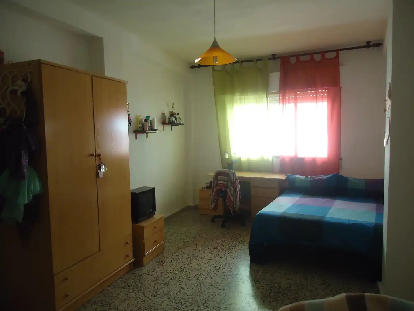 Wohnung zur Miete in Calle Polo y Caña, 10, Granada Capital Schlafzimmer von Wohnung zur Miete in Granada Capital mit Balkon