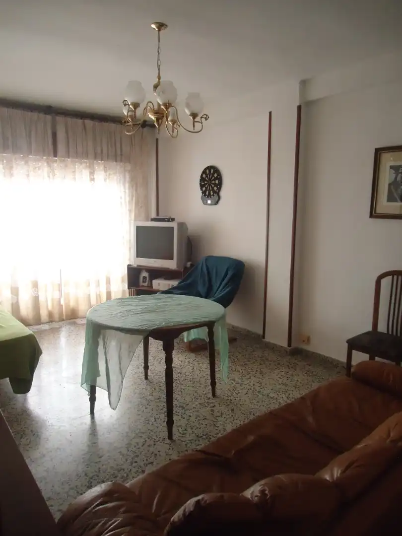 Wohnung zur Miete in Calle Polo y Caña, 10, Granada Capital Wohnzimmer von Wohnung zur Miete in Granada Capital mit Balkon