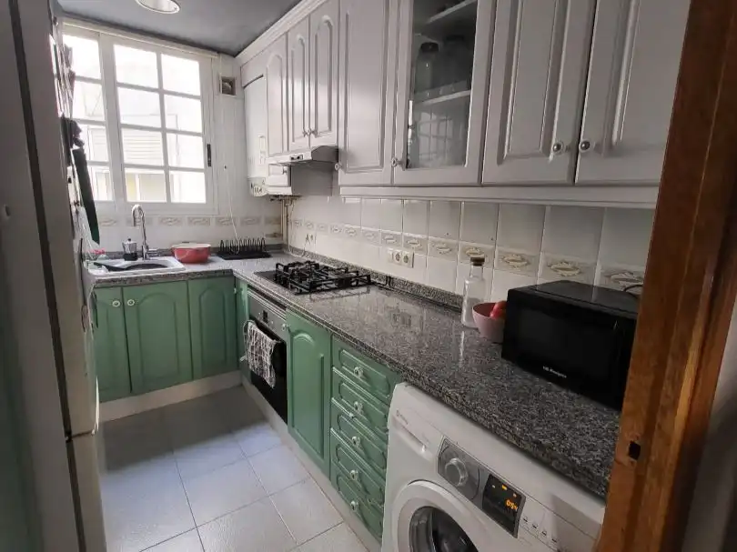 Flat for rent in Avinguda dels Caputxins, 20, Plaza Illes Columbretes Flat for rent in Avinguda dels Caputxins, 20, Plaza Illes Columbretes