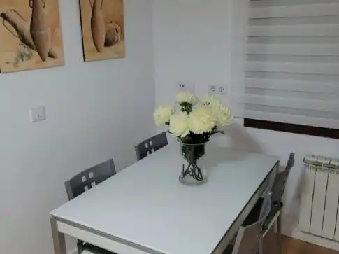 Flat for rent in Rego do Can, 17, Miño Dining room of Flat for rent in Miño with Heating, Private garden and Parquet flooring