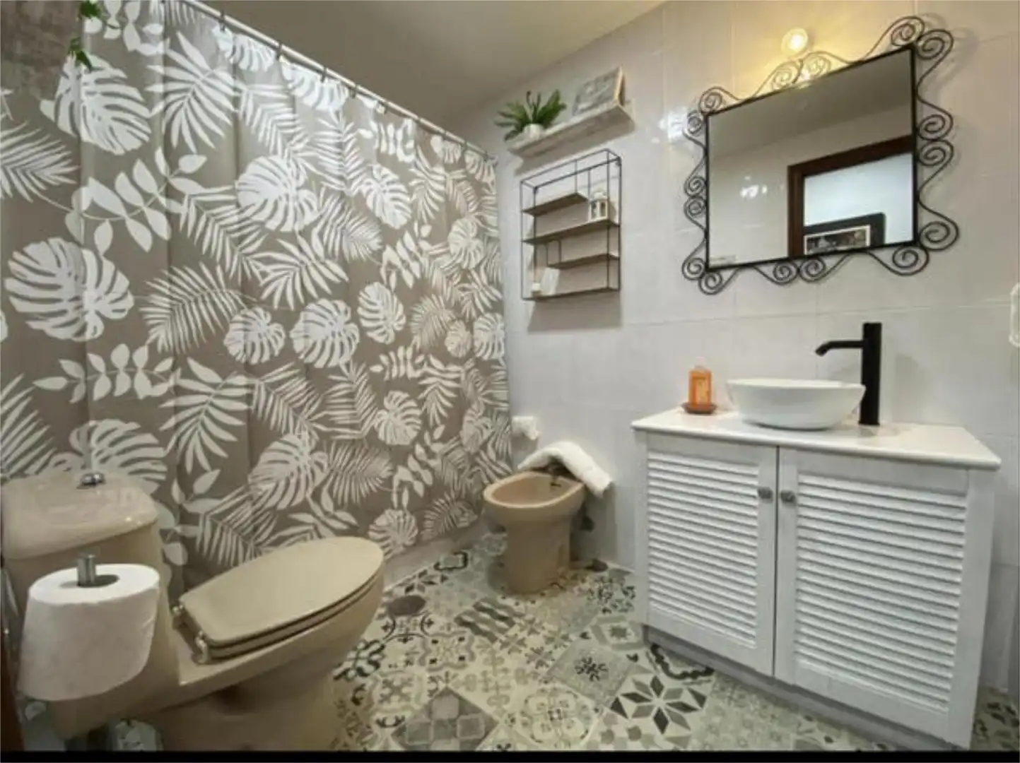 Apartament de lloguer a Contrueces Bany de Apartament de lloguer en Gijón