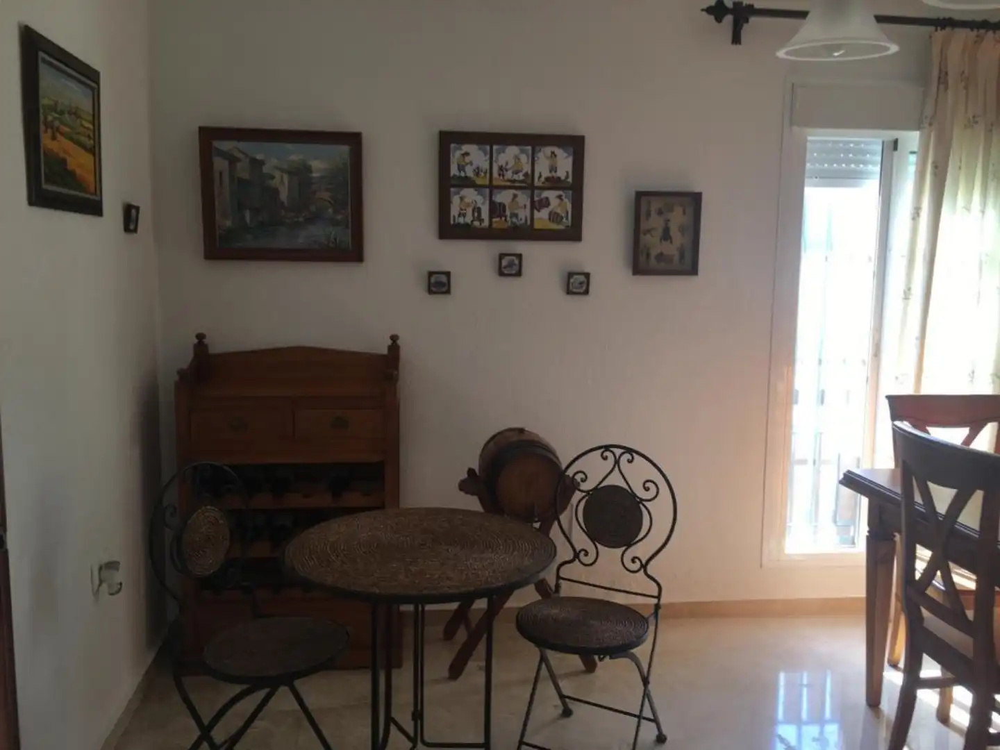 Casa o xalet de lloguer a Camino Isla De Mindoro, 1, Las Lagunas - Campano