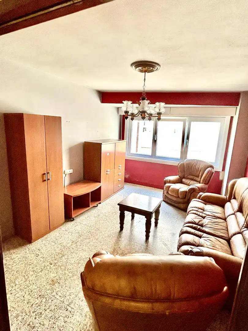 Piso de alquiler en Rua Buenavista, 43, Los Castros - Castrillón Sala de estar de Piso de alquiler en A Coruña Capital con Calefacción y Amueblado