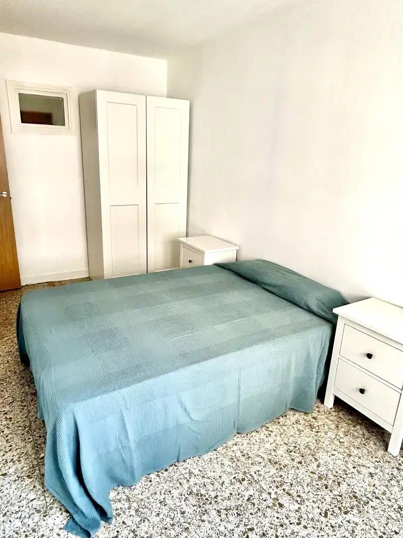 Piso de alquiler en Rua Buenavista, 43, Los Castros - Castrillón Habitación de Piso de alquiler en A Coruña Capital con Calefacción y Amueblado