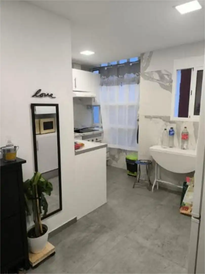 Wohnung zur Miete in Plaza Donoso Cortés - Avenida Magdalena