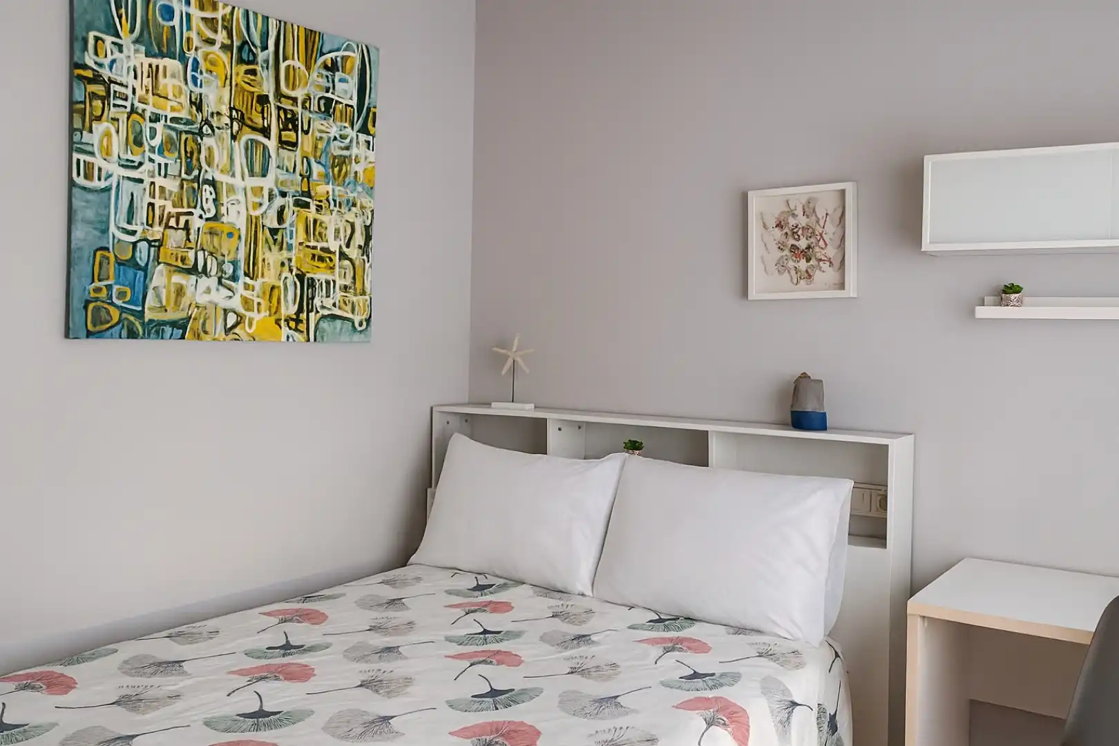 Wohnung zur Miete in Rúa Rons, 28, O Grove Schlafzimmer von Wohnung zur Miete in O Grove mit Heizung, Privatgarten und Parkett