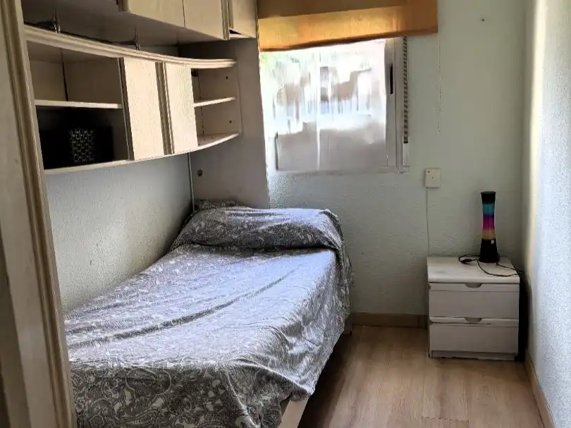 Flat for sale in Calle de Santa Escolástica, 9, Los Ángeles Bedroom of Flat for sale in Madrid with Air Conditioner, Terrace and Storage room