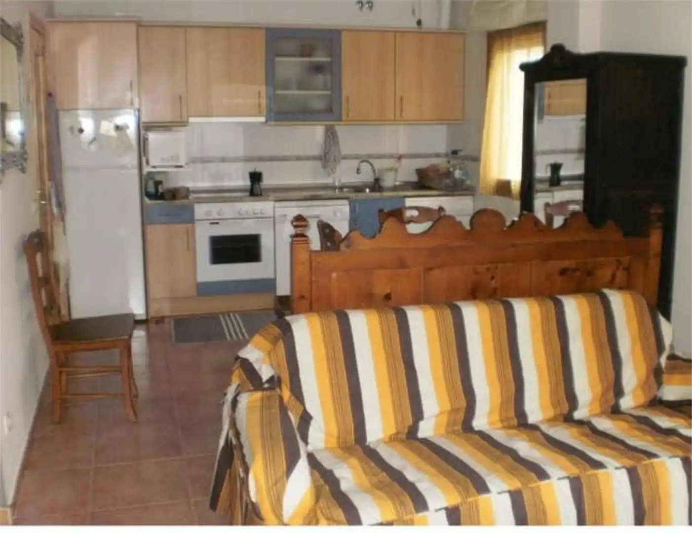 Cocina de Apartamento de alquiler en Jaca con Calefacción, Trastero y Piscina