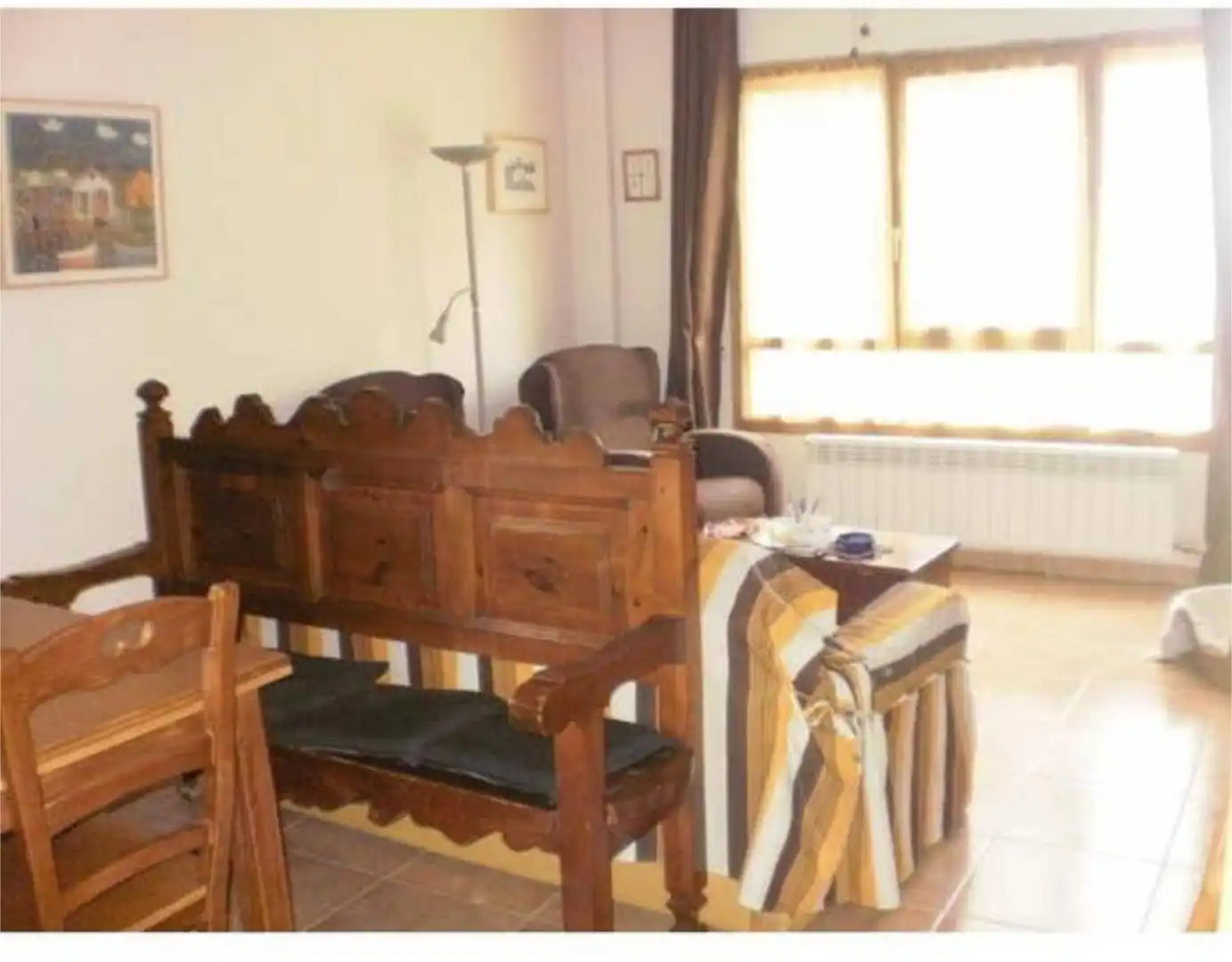 Sala de estar de Apartamento de alquiler en Jaca con Calefacción, Trastero y Piscina