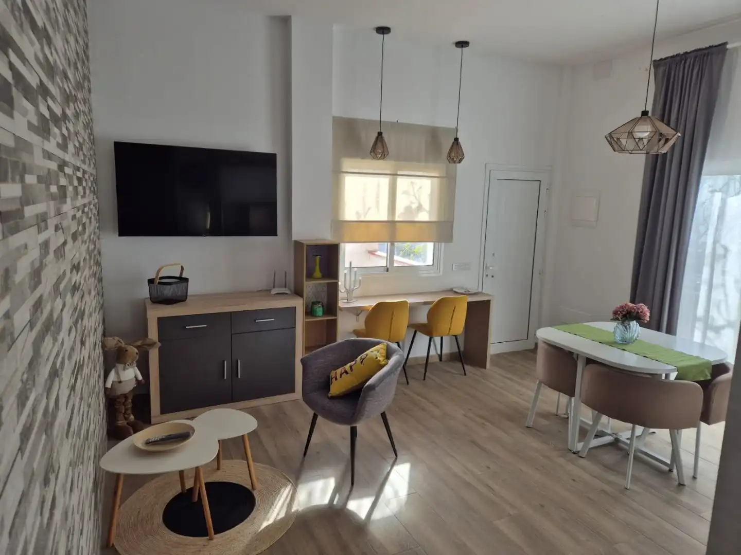 Ground floor for rent in Camino Napoles, 21, Tejina Living room of Ground floor for rent in San Cristóbal de la Laguna with Private garden, Terrace and Furnished