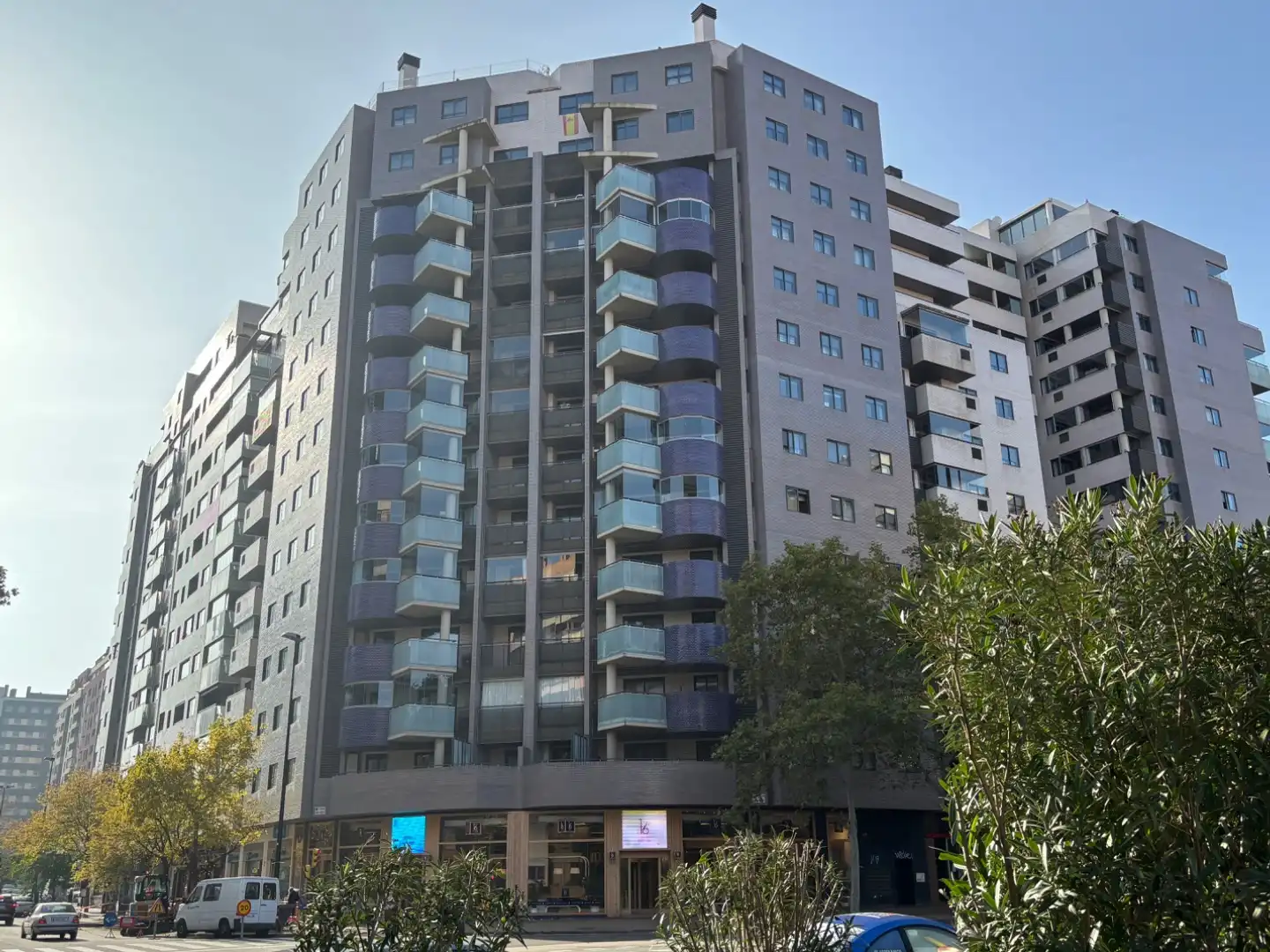 Flat for rent in Avenida de Juan Pablo II, 28, Romareda Exterior view of Flat for rent in Zaragoza Capital with Air Conditioner, Terrace and Swimming Pool