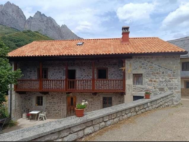 Finca rústica en Alquiler en Calle Don Julián Delgado Úbeda, 7 en Posada de Valdeón