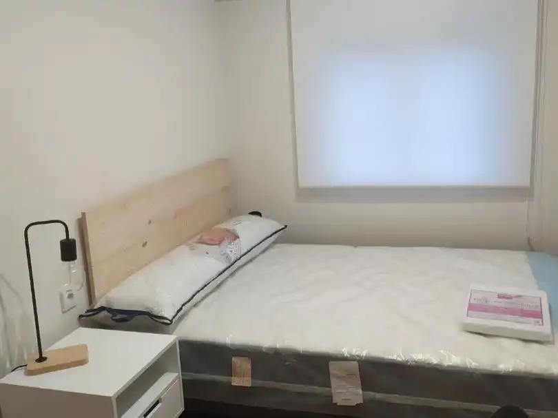 Habitació a Praza Escultor Mon Vasco, 8, Someso - Matogrande Habitació a Praza Escultor Mon Vasco, 8, Someso - Matogrande