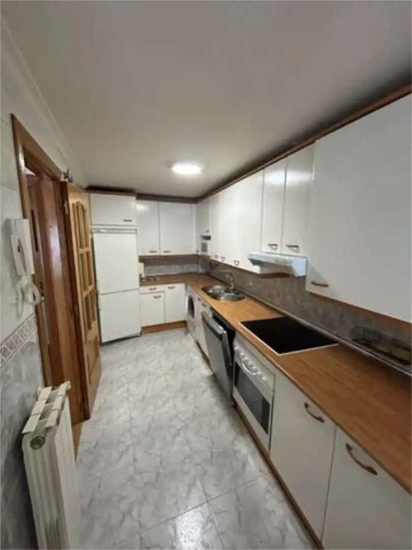 Apartments for rent in El Ejido - Santa Ana Kitchen of Apartments for rent in León Capital with Heating, Terrace and Furnished