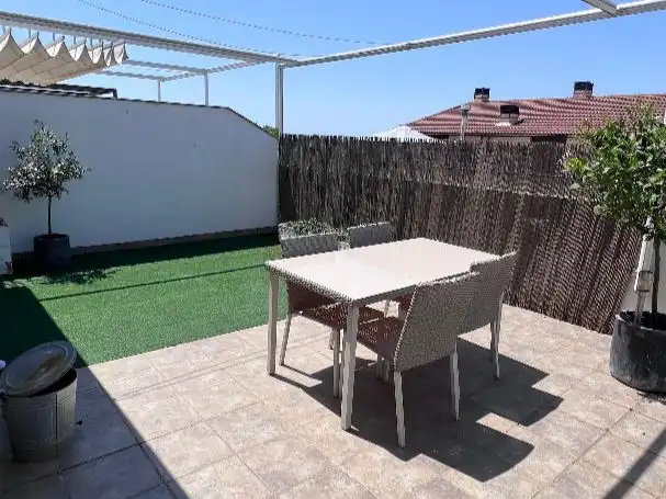 Wohnung zum Verkauf in Carrer Partida la Mitjana, 3, Alcarràs Terrasse von Wohnung zum Verkauf in Alcarràs mit Klimaanlage