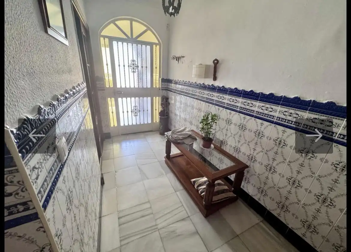 Houses for sale in Calle Cielo, 46, Barrio del Centro Houses for sale in El Puerto de Santa María with Terrace and Balcony