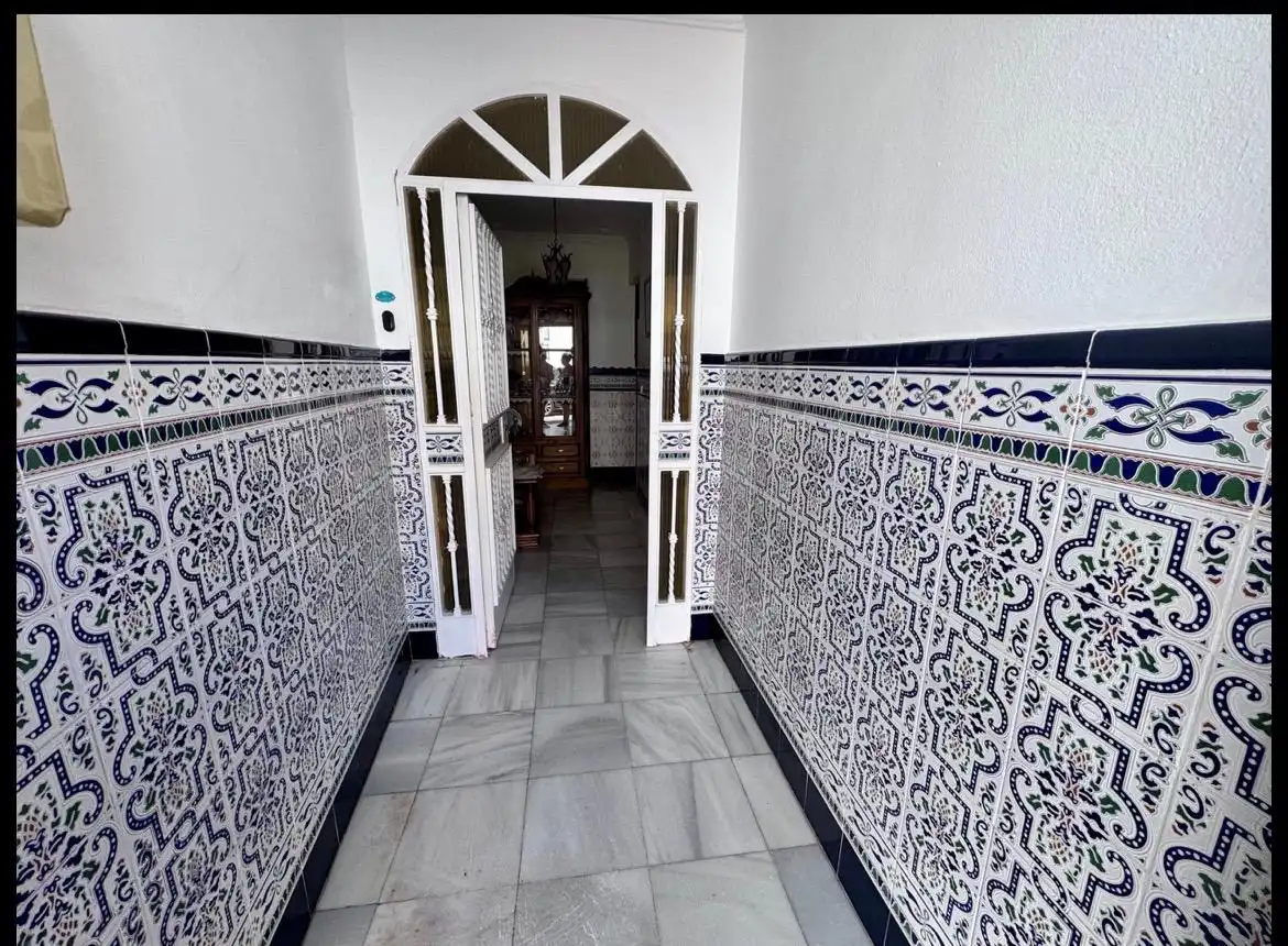 Houses for sale in Calle Cielo, 46, Barrio del Centro Houses for sale in El Puerto de Santa María with Terrace and Balcony